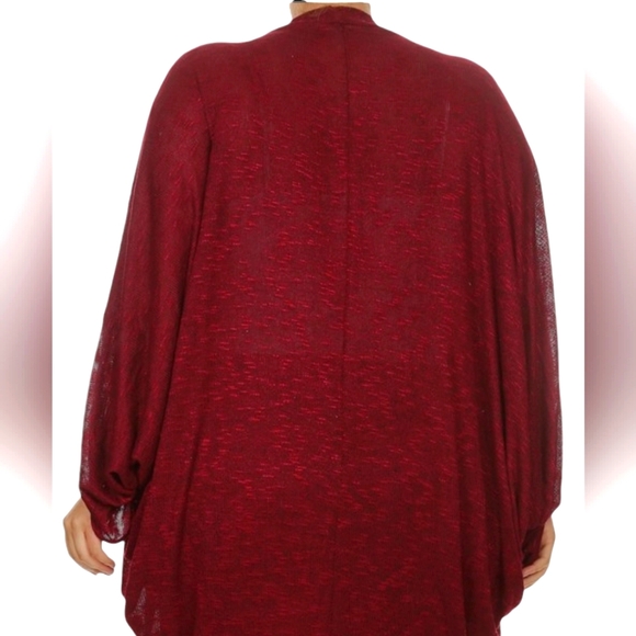 Curvaceous Open Cardigan w/ Kimono Sleeves - Burgundy - Picture 3 of 5